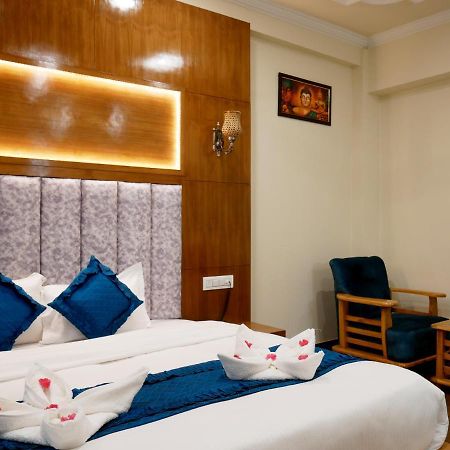 New Ambika International Mall Road Hotel Маналі Екстер'єр фото